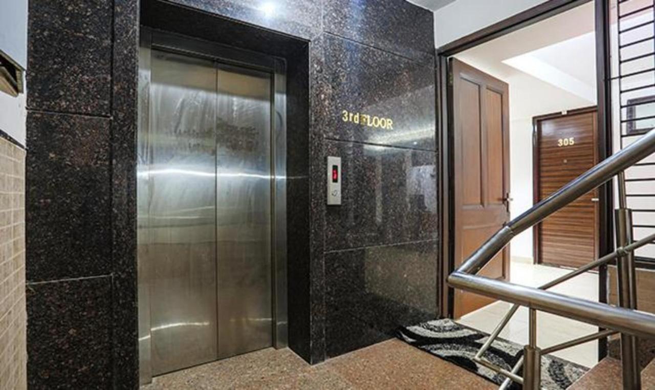 Fabexpress Rg Stay New Delhi Exterior photo
